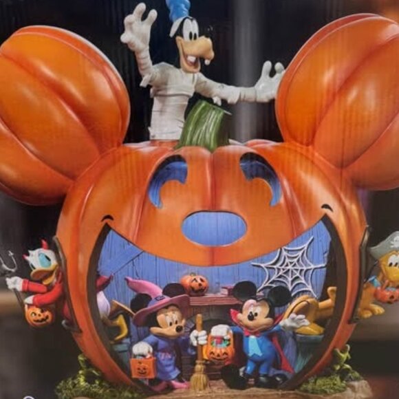Disney Mickey and Friends Halloween Pumpkin House with Lights and Music🎃 2025 - Picture 1 of 3